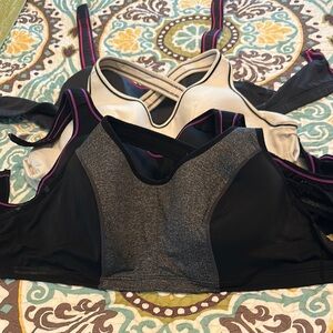 Livi Active Sports Bra Durable Moisture-Wicking Design